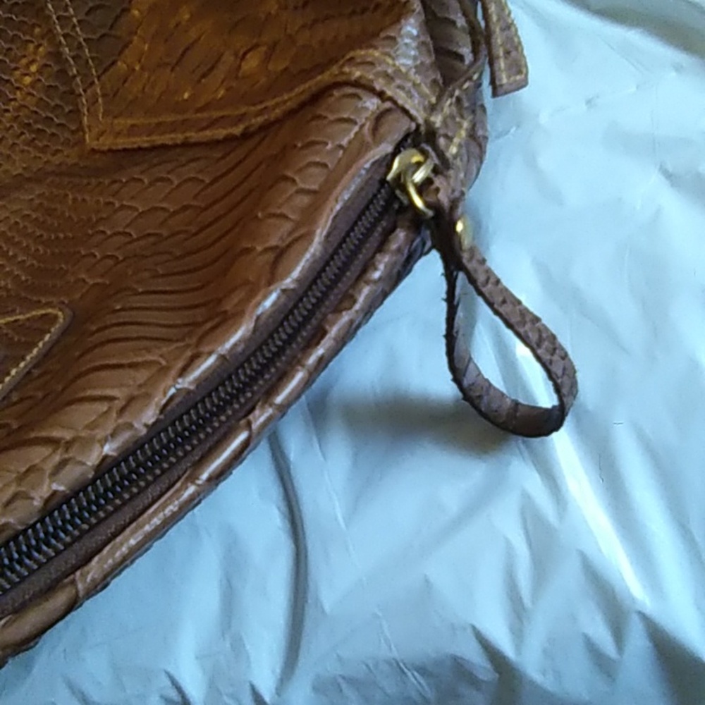 Joan River's Tote Bag - Picture 11 of 13
